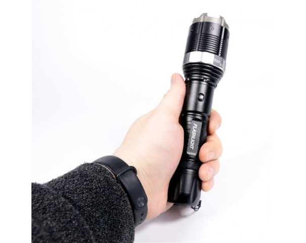 黑鷹8810型超強(qiáng)光電擊棍